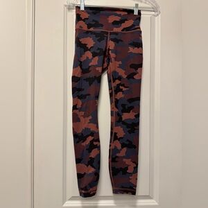 Women’s Lululemon Wunder Train